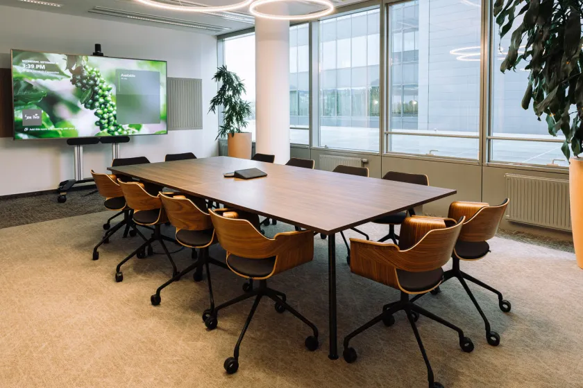 Jacobs Offices Meeting Room Carpet Collection First Sway